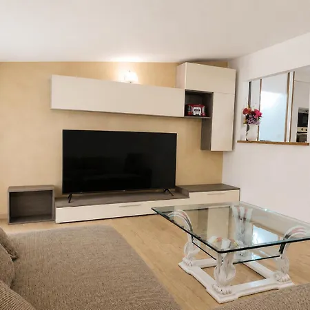 Ampio Vicino Mare Apartment