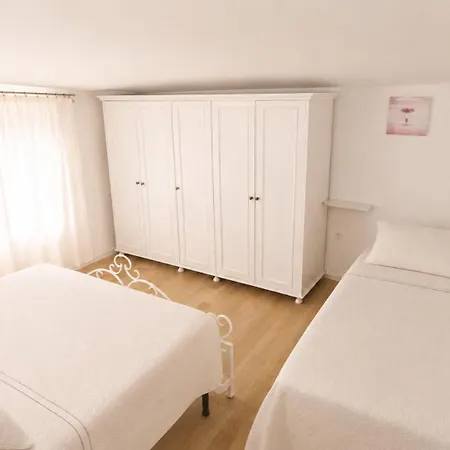 Ampio Vicino Mare Apartment *